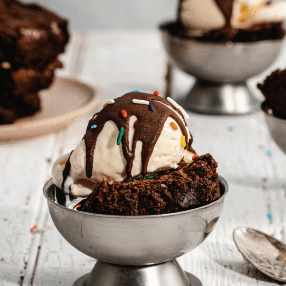 Copycat Costco Brownie Sundae Recipe
